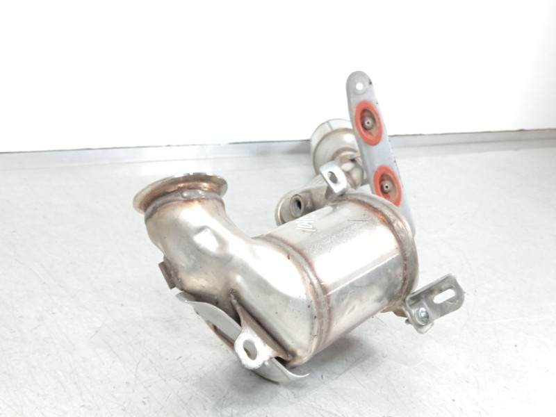 Recambio de catalizador para seat arona (kj7, kjp) 1.0 tsi referencia OEM IAM 2Q0131723G 2Q0131701AH 