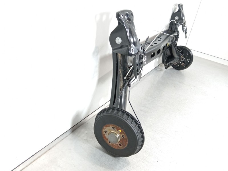 Recambio de puente trasero para seat arona (kj7, kjp) 1.0 tsi referencia OEM IAM 2Q0501053CD  