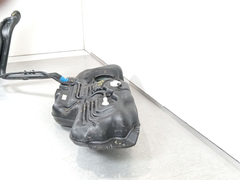 Recambio de deposito combustible para opel corsa f (p2jo) 1.5 (68) referencia OEM IAM 9826626680  