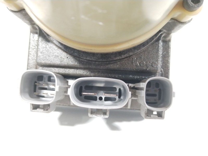 Recambio de bomba direccion para mazda 3 sedán (bk) 1.6 di turbo (bk12y) referencia OEM IAM 6X121103  BR5V32600B