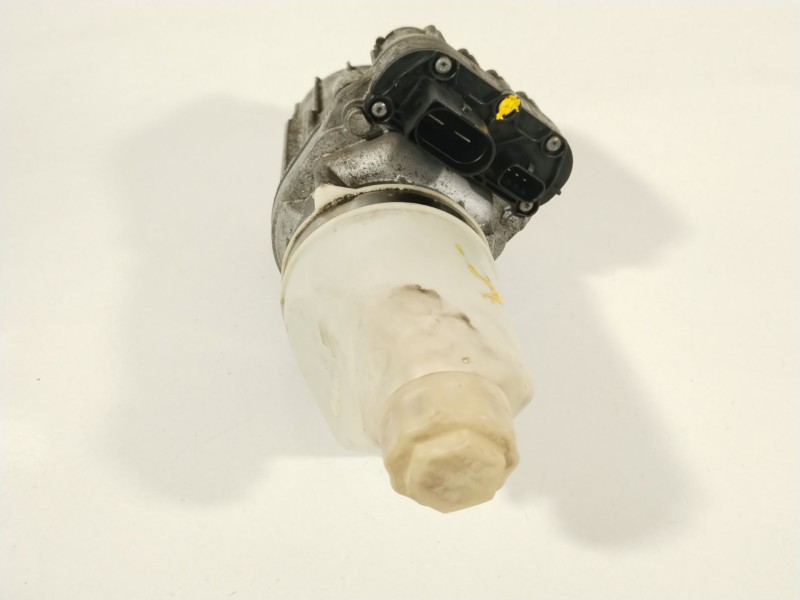 Recambio de bomba direccion para opel zafira / zafira family b (a05) 1.7 cdti (m75) referencia OEM IAM 13292554  