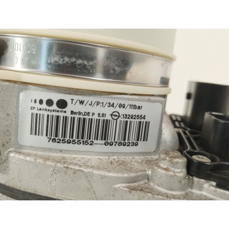 Recambio de bomba direccion para opel zafira / zafira family b (a05) 1.7 cdti (m75) referencia OEM IAM 13292554  
