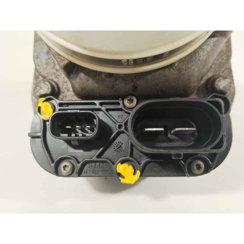 Recambio de bomba direccion para opel zafira / zafira family b (a05) 1.9 cdti (m75) referencia OEM IAM 13192897  