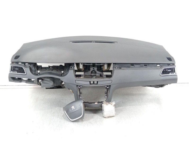 Recambio de kit airbag para peugeot 508 access referencia OEM IAM 9688971380 96863325ZE 9675127080