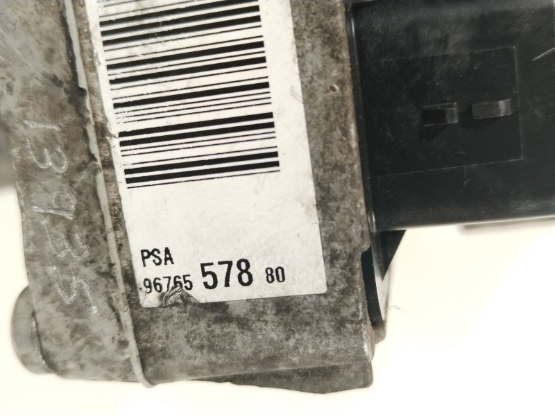 Recambio de bomba direccion para peugeot 3008 monospace (0u_) 2.0 hdi hybrid4 referencia OEM IAM 9676557880  