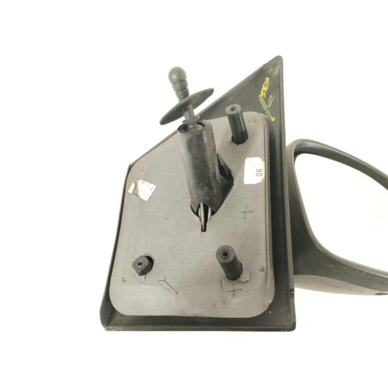 Recambio de retrovisor derecho para renault twingo ii (cn0_) 1.2 16v (cn0k, cn0v) referencia OEM IAM 7701067333  