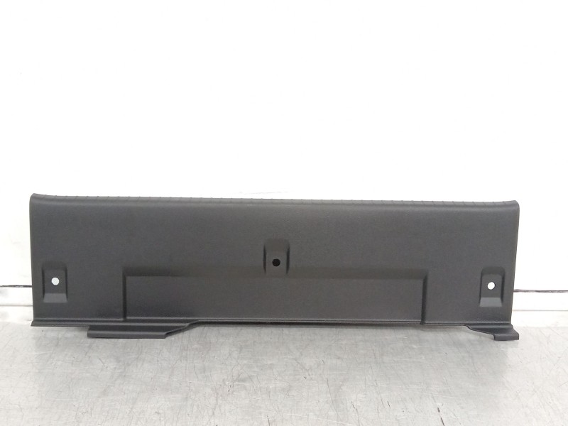 Recambio de moldura para peugeot 208 ii (ub_, up_, uw_, uj_) 1.2 puretech 100 referencia OEM IAM 98233059ZD  