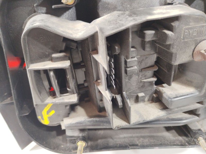 Recambio de piloto trasero izquierdo para rover 200 coupé (xw) 220 gsi referencia OEM IAM   