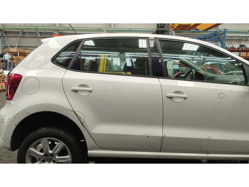 Recambio de puerta trasera derecha para volkswagen polo v (6r1, 6c1) 1.6 tdi referencia OEM IAM   