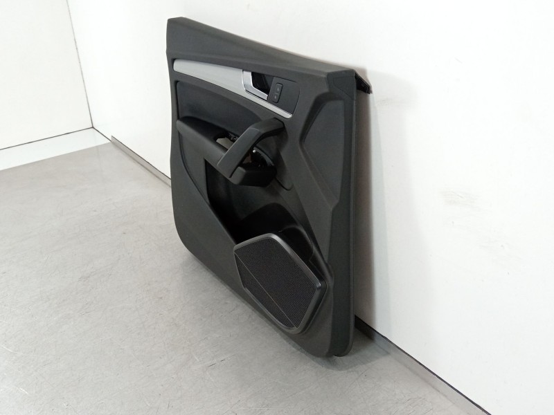 Recambio de guarnecido puerta delantera izquierda para audi q5 (fyb, fyg) 35 tdi quattro referencia OEM IAM 8OA867133  