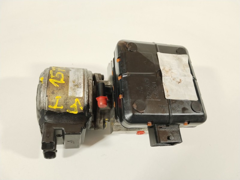 Recambio de bomba suspension para citroën c5 i (dc_) 2.0 hdi (dcrhyb) referencia OEM IAM 9636713880  