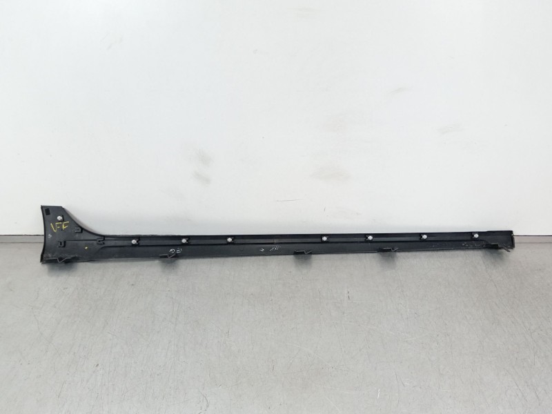 Recambio de faldon lateral para seat arona (kj7, kjp) 1.6 mpi referencia OEM IAM 6F9853851  