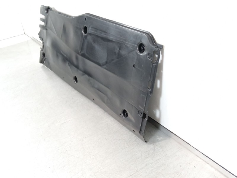 Recambio de cubrecarter para seat arona (kj7, kjp) 1.6 mpi referencia OEM IAM 2Q0825202B  