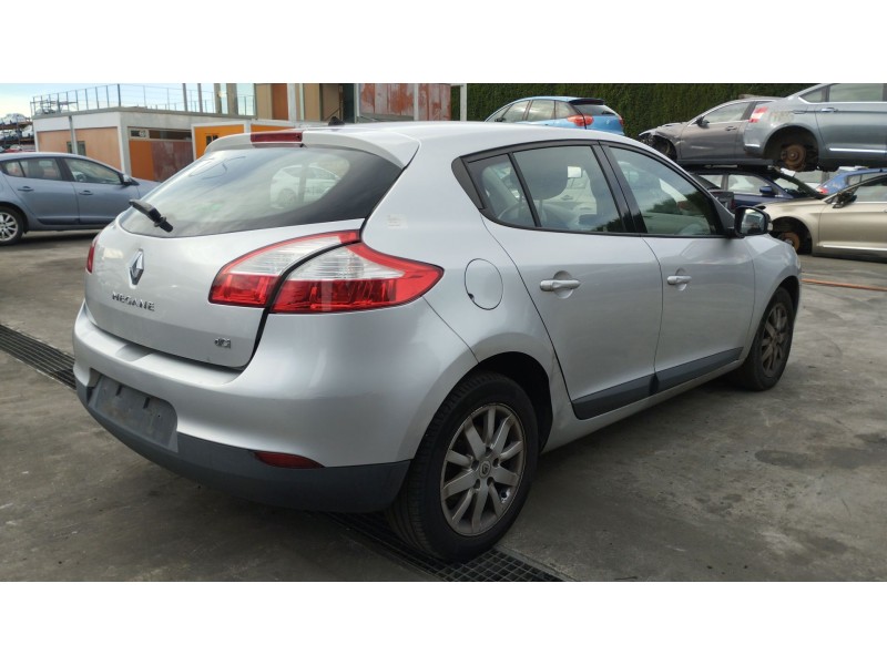 renault megane iii hatchback (bz0/1_, b3_) del año 2011