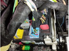 Recambio de caja reles / fusibles para citroën c4 picasso ii 1.6 bluehdi 120 referencia OEM IAM 9819851380  