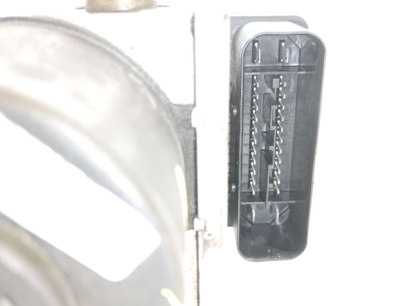 Recambio de abs para opel astra h station wagon (a04) 1.6 (l35) referencia OEM IAM 13157575  