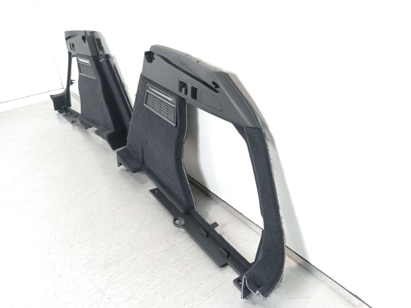 Recambio de molduras traseras para audi q5 (fyb, fyg) 35 tdi quattro referencia OEM IAM 8OA863880  