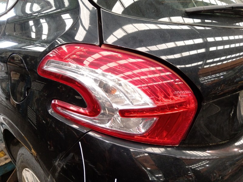 Recambio de piloto trasero izquierdo para peugeot 208 i (ca_, cc_) 1.4 hdi referencia OEM IAM 9672628280 79998D 