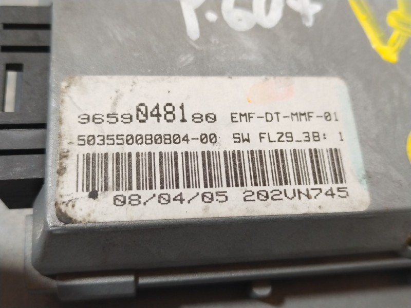 Recambio de pantalla multifuncion para peugeot 607 (9d, 9u) 2.7 hdi 24v referencia OEM IAM 9659048180  