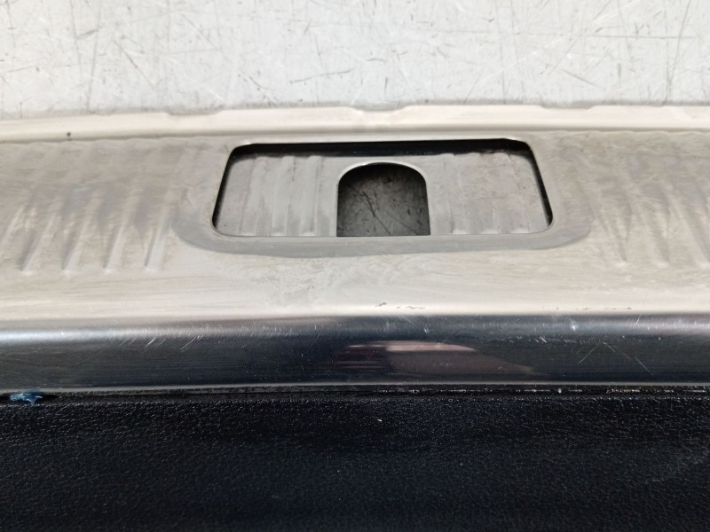 Recambio de moldura para audi q5 (fyb, fyg) 35 tdi quattro referencia OEM IAM 80A864483  