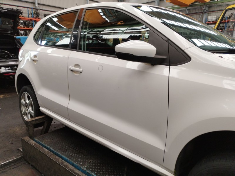 Recambio de puerta delantera derecha para volkswagen polo v (6r1, 6c1) 1.6 tdi referencia OEM IAM   
