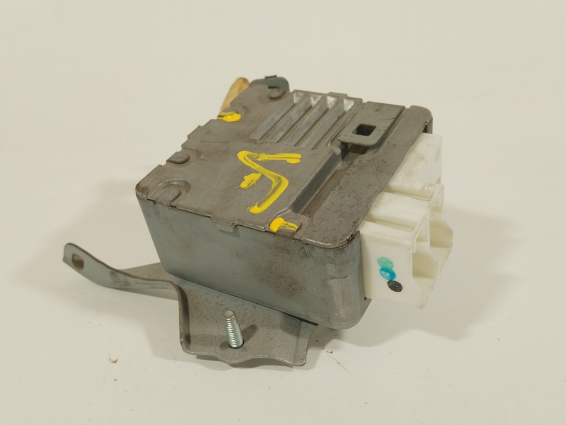 Recambio de centralita direccion para toyota yaris (ksp9/scp9/nlp9) básico referencia OEM IAM 896500D091  