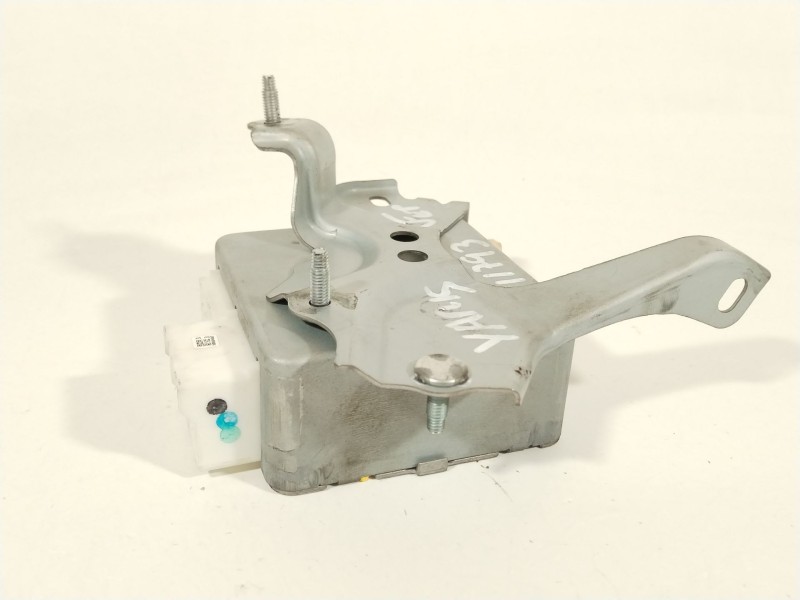 Recambio de centralita direccion para toyota yaris (ksp9/scp9/nlp9) básico referencia OEM IAM 896500D091  