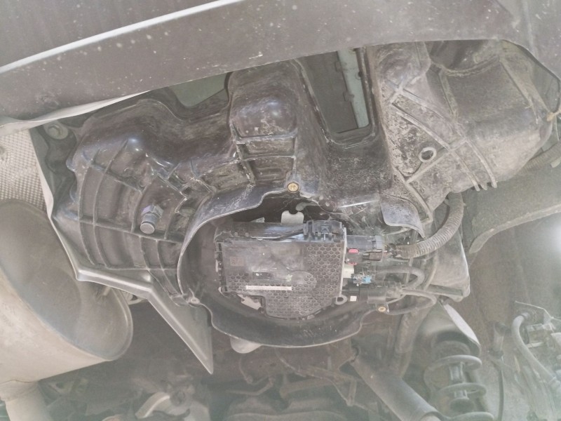 Recambio de deposito adblue para nissan qashqai (j11) referencia OEM IAM 237G00233R  20411HV80B