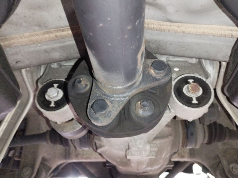 Recambio de transmision central para bmw 5 touring (f11) 525 d xdrive referencia OEM IAM 7633480  