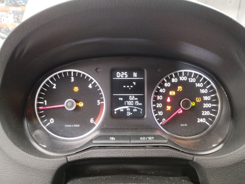 Recambio de motor completo para volkswagen polo v (6r1, 6c1) 1.6 tdi referencia OEM IAM CAY  