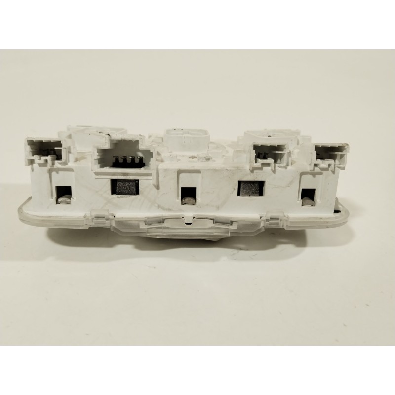Recambio de luz interior para citroën c4 picasso ii 1.6 bluehdi 120 referencia OEM IAM 96887290BJ  