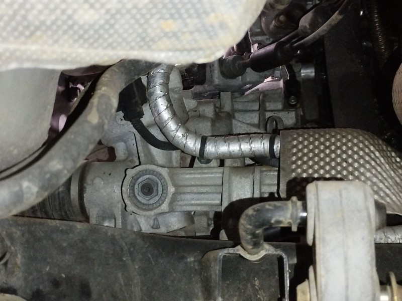 Recambio de cremallera direccion para hyundai tucson essence bluedrive 2wd referencia OEM IAM A0047506 5700D7001 