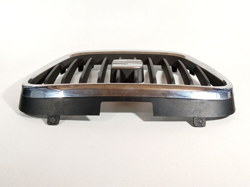 Recambio de rejilla delantera para seat altea xl (5p5, 5p8) 2.0 tdi 16v referencia OEM IAM 5P9853654  5P0853679A