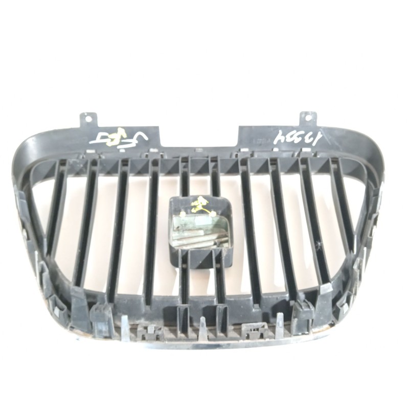 Recambio de rejilla delantera para seat altea xl (5p5, 5p8) 2.0 tdi 16v referencia OEM IAM 5P9853654  5P0853679A