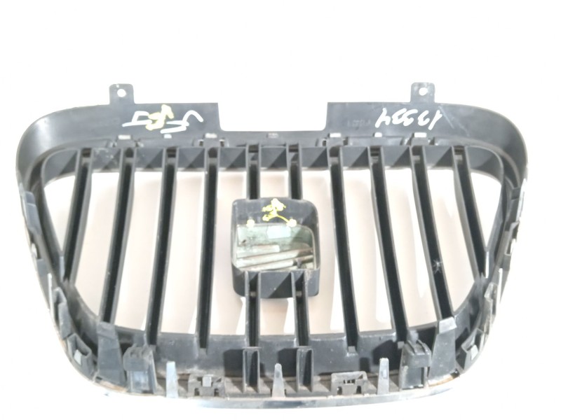 Recambio de rejilla delantera para seat altea xl (5p5, 5p8) 2.0 tdi 16v referencia OEM IAM 5P9853654  5P0853679A