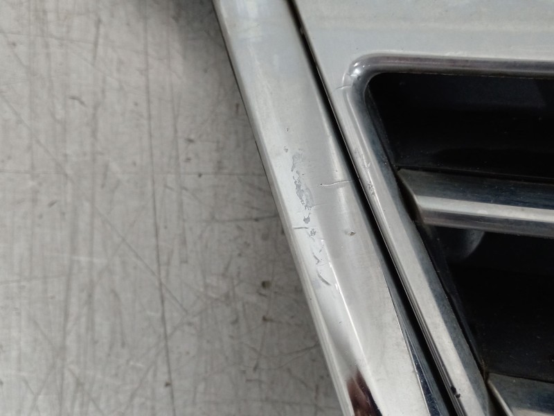 Recambio de rejilla delantera para volkswagen touran (1t1, 1t2) 1.9 tdi referencia OEM IAM 1T0853651G  1T0853663A