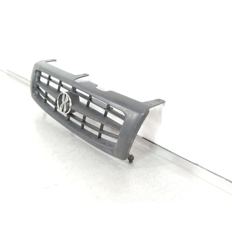 Recambio de rejilla delantera para hyundai galloper ii (jk-01) 2.5 td intercooler referencia OEM IAM 6302317  HR6302317