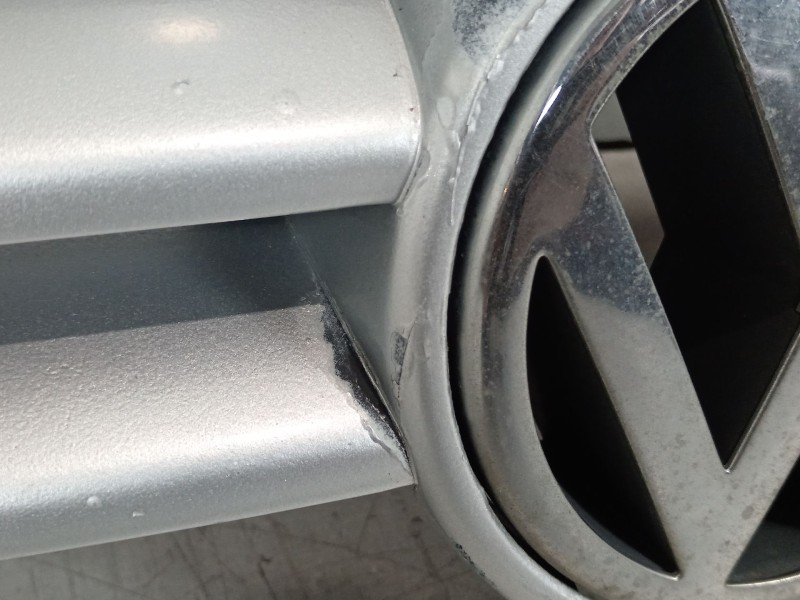 Recambio de rejilla delantera para volkswagen golf iv (1j1) 1.6 referencia OEM IAM 1J0853653C 1J0853651H 1J0853655G