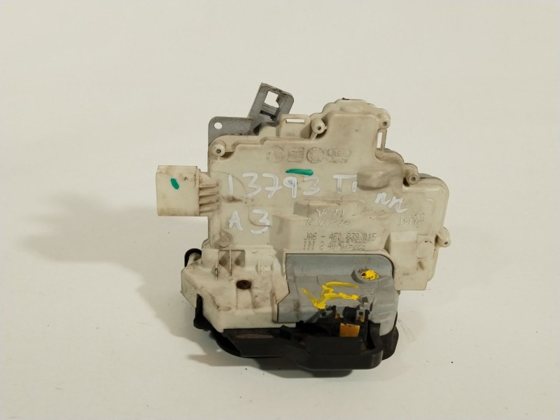 Recambio de cerradura puerta trasera izquierda para audi a3 (8p1) 2.0 tdi referencia OEM IAM 4F0839015  