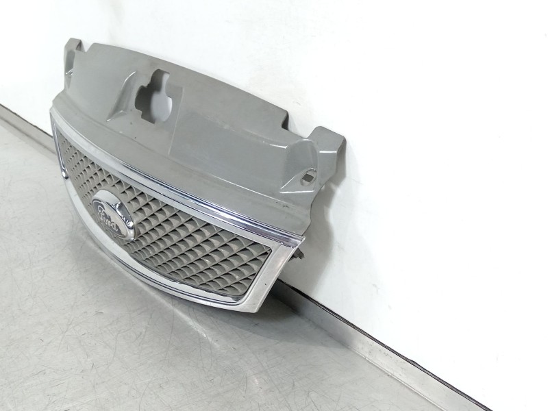 Recambio de rejilla delantera para ford mondeo iii (b5y) 2.2 tdci referencia OEM IAM 3S718A100BA  3S7X8A133BA