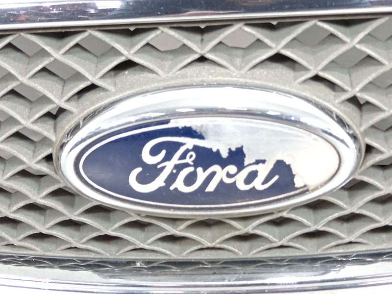 Recambio de rejilla delantera para ford mondeo iii (b5y) 2.2 tdci referencia OEM IAM 3S718A100BA  3S7X8A133BA