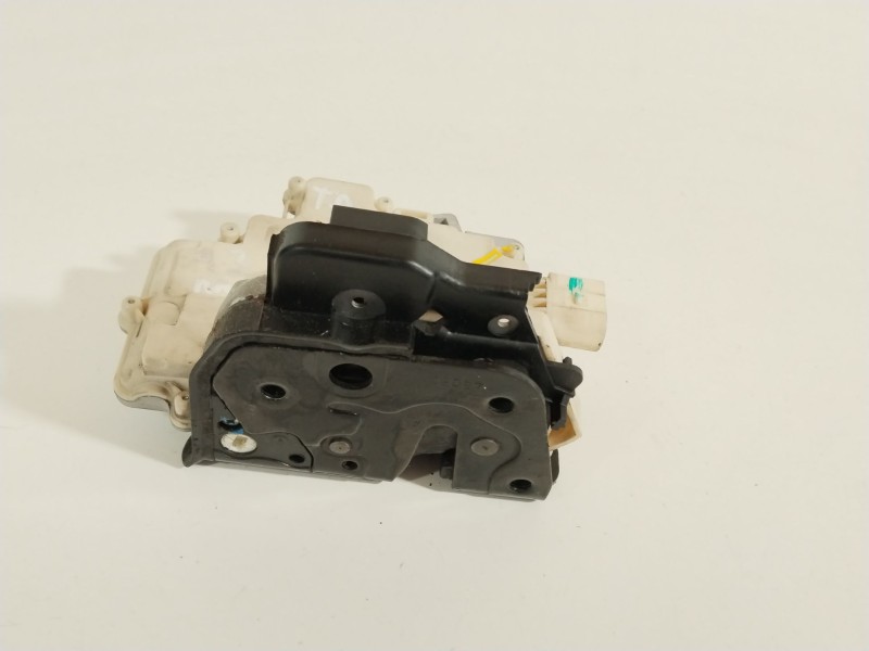 Recambio de cerradura puerta trasera derecha para audi a3 (8p1) 2.0 tdi referencia OEM IAM 4F0839016  