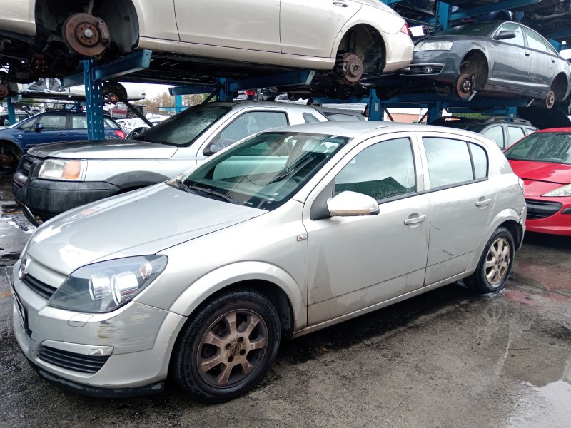 opel astra h (a04) del año 2005