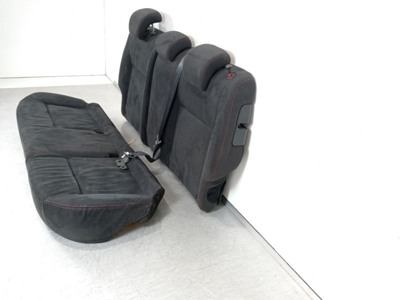 Recambio de asientos traseros para nissan juke (f15) 1.6 dig-t nismo rs referencia OEM IAM 88650BV86A  