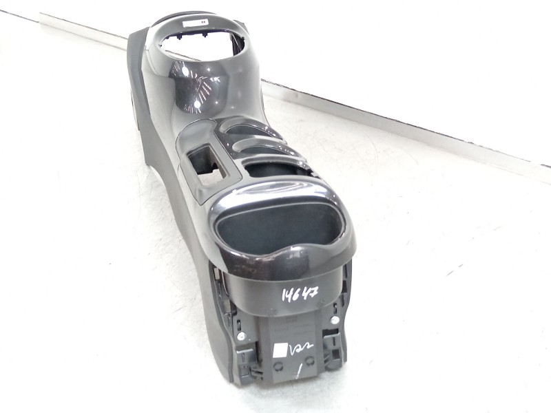 Recambio de consola central para nissan juke (f15) 1.6 dig-t nismo rs referencia OEM IAM 969101kn0a  