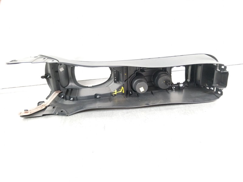 Recambio de consola central para nissan juke (f15) 1.6 dig-t nismo rs referencia OEM IAM 969101kn0a  