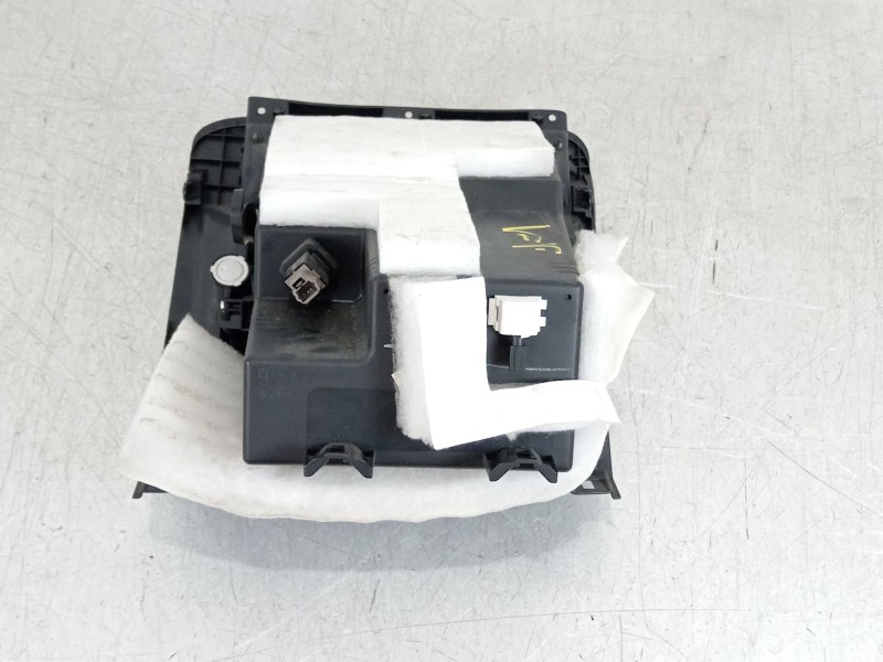 Recambio de guantera para nissan juke (f15) 1.6 dig-t nismo rs referencia OEM IAM 685201KP0A  