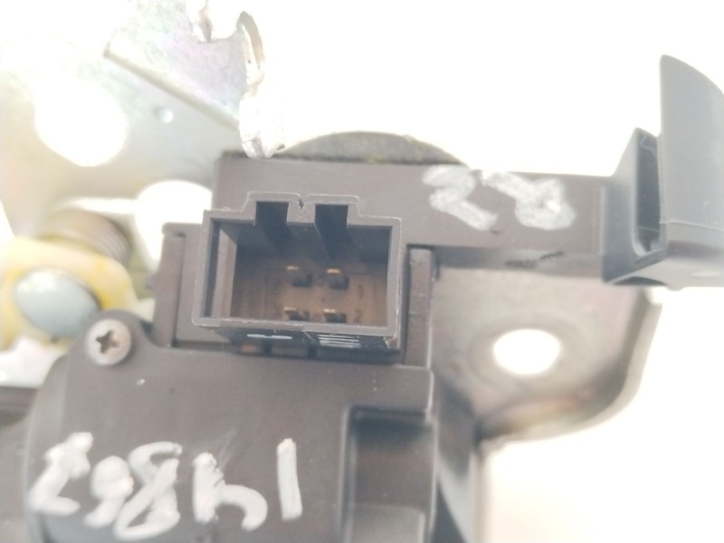 Recambio de cerradura maletero / porton para audi q3 (8ub, 8ug) 2.0 tdi referencia OEM IAM 8K9827505A  