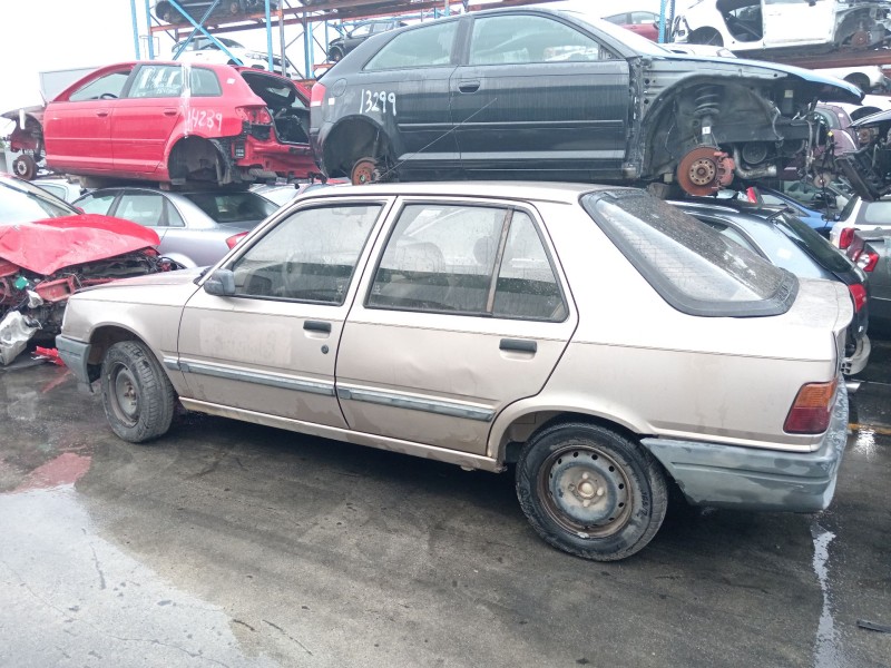 peugeot 309 ii (3c, 3a) del año 1988