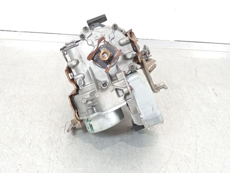 Recambio de columna direccion para renault clio iii 1.2 16v referencia OEM IAM 8200826806 8200826806A 54084783L